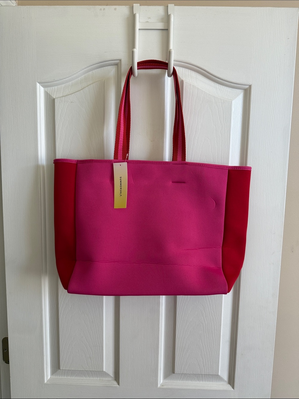 🌸summersalt: Pink & Red Neoprene Tote